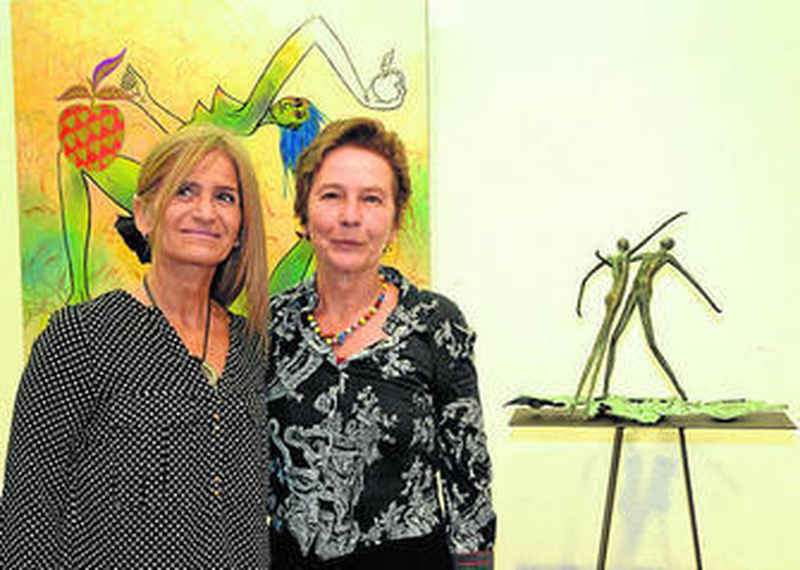 Isabel de Andrade y Beli Toscano, en la exposición.