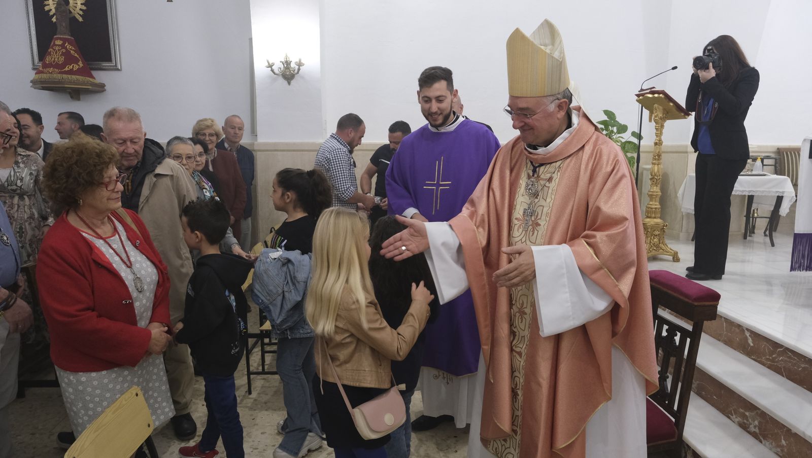 Imágenes de la bendición de la Borriquita de El Alquián, por el Obispo de Almería