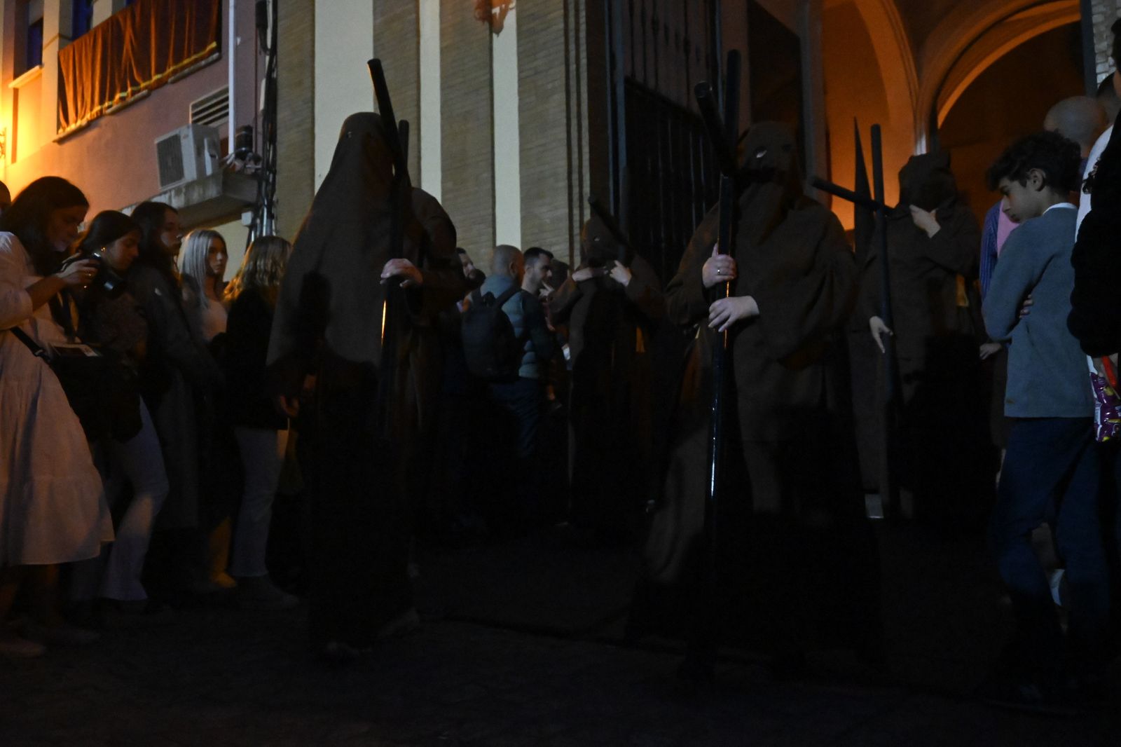 Lunes Santo: Calvario en Huelva, en imágenes