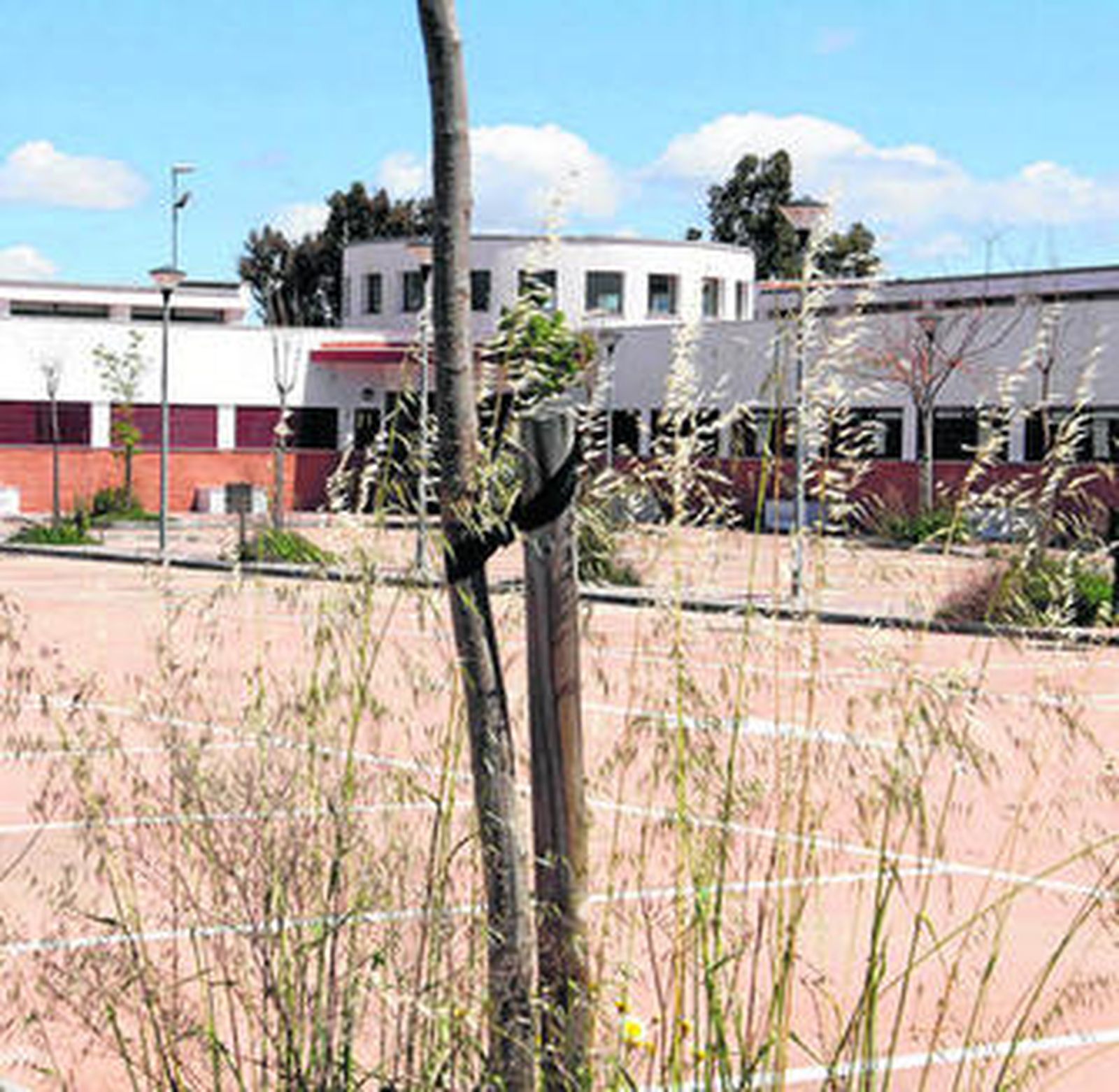 El centro de salud de los Gallos lleva años a la espera de su apertura.