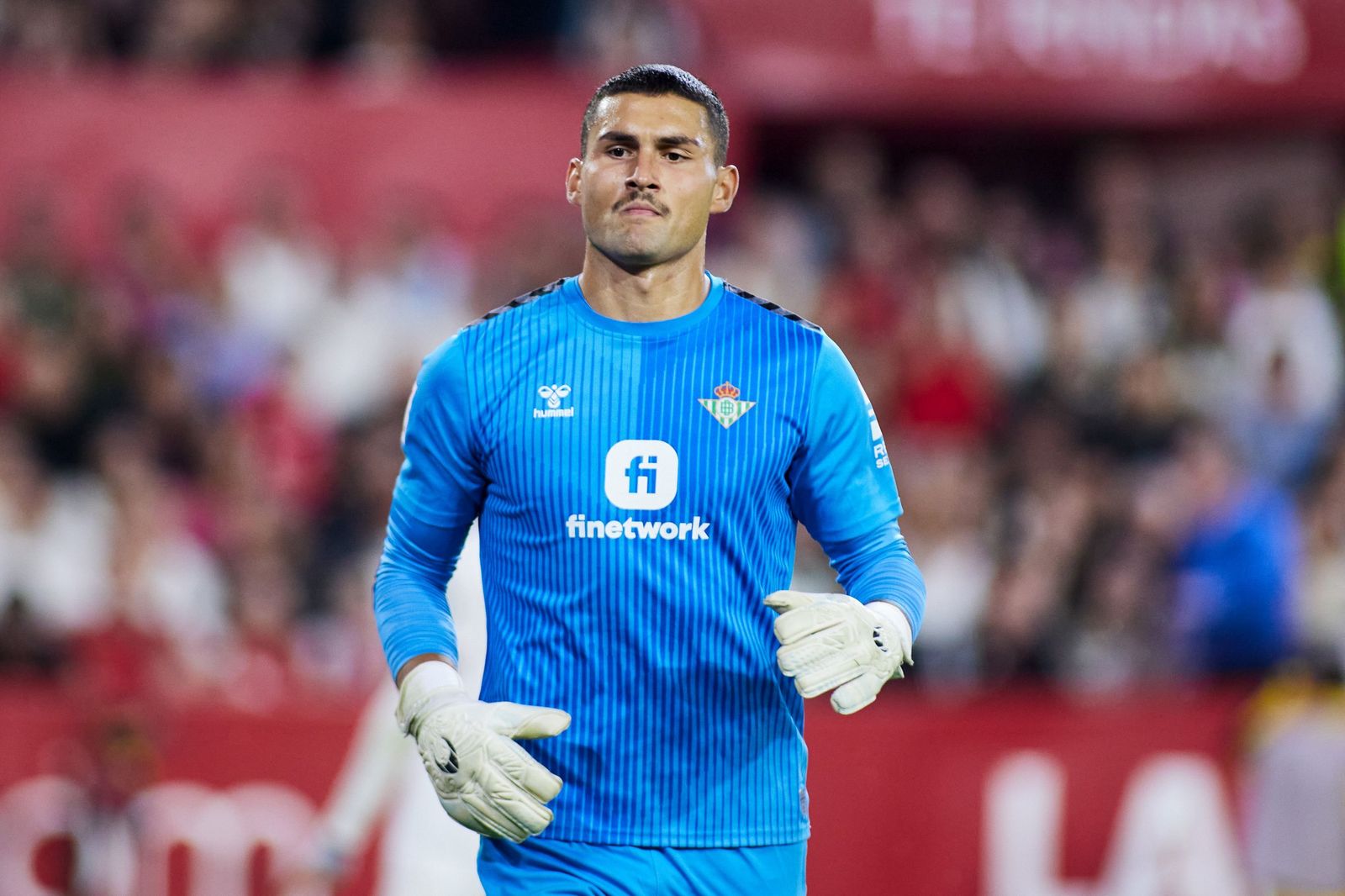 Fran Vieites, durante el partido en el Ramón sánchez-Pizjuán.
