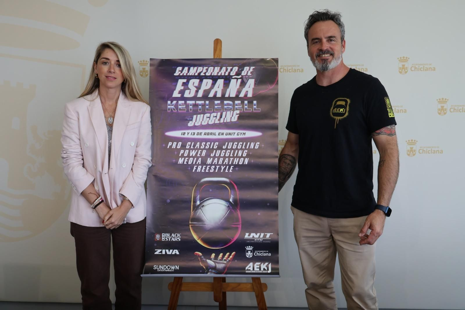 Participantes en la presentación de esta actividad.