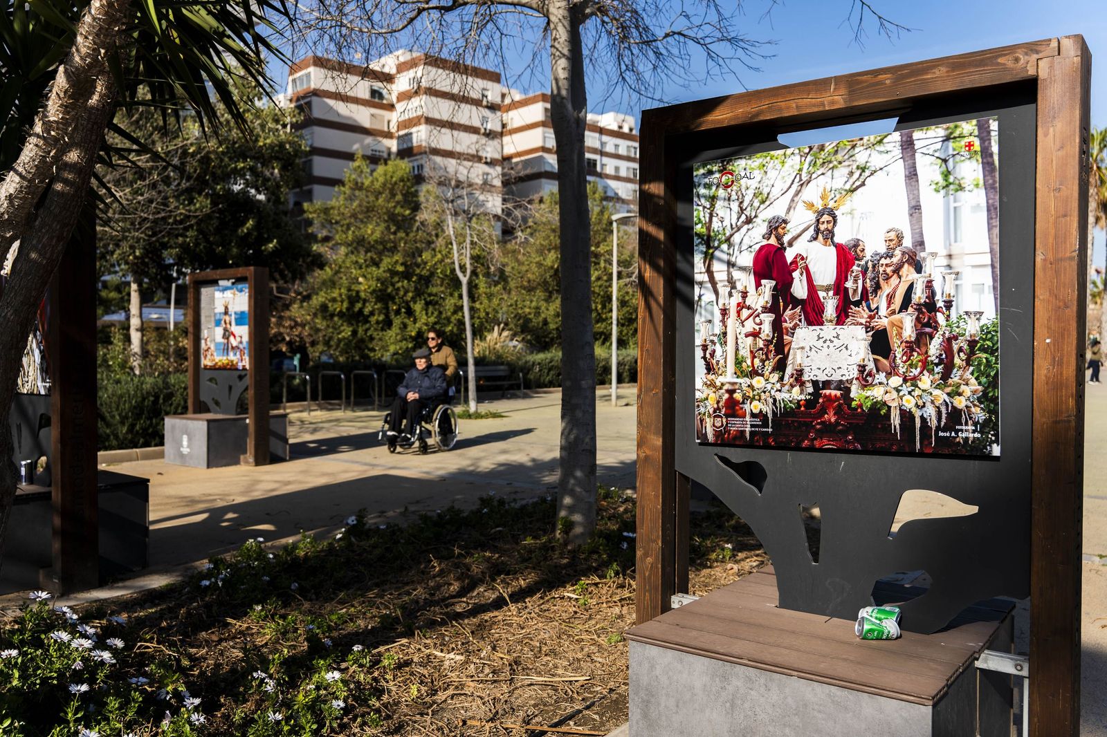 Exposición "La otra mirada" de los Fotógrafos Cofrades de Almería Focoal, en imágenes