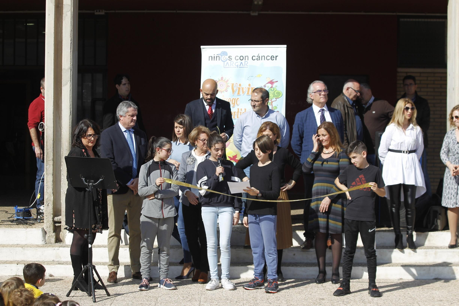 Fotogalería Día Internacional del Niño con Cáncer CEIP Mediterráneo. Almería