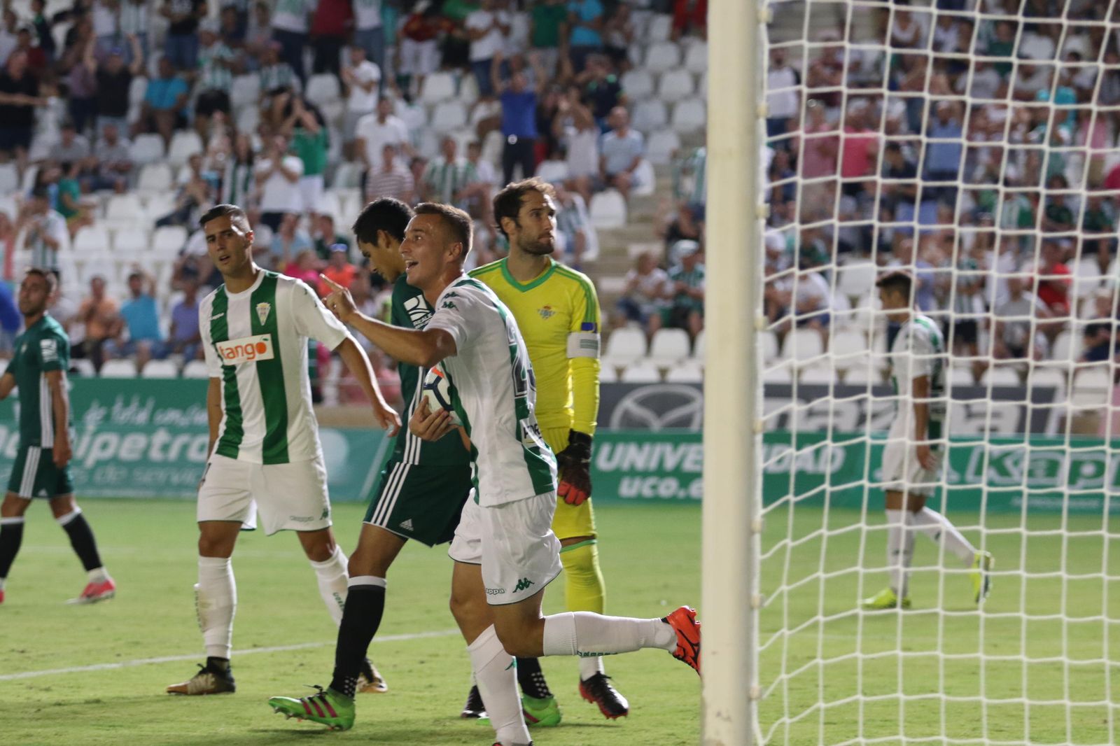 Las imágenes del amistoso Córdoba-Betis