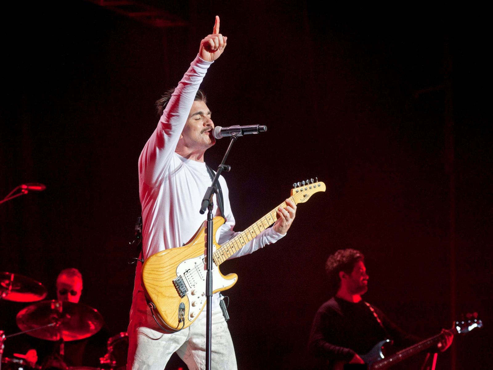 Juanes, durante un concierto del Festival de Cap Roig.