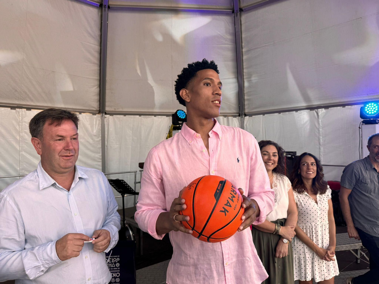 Tyson Pérez, pregonero en su tierra tras unas vacaciones soñadas