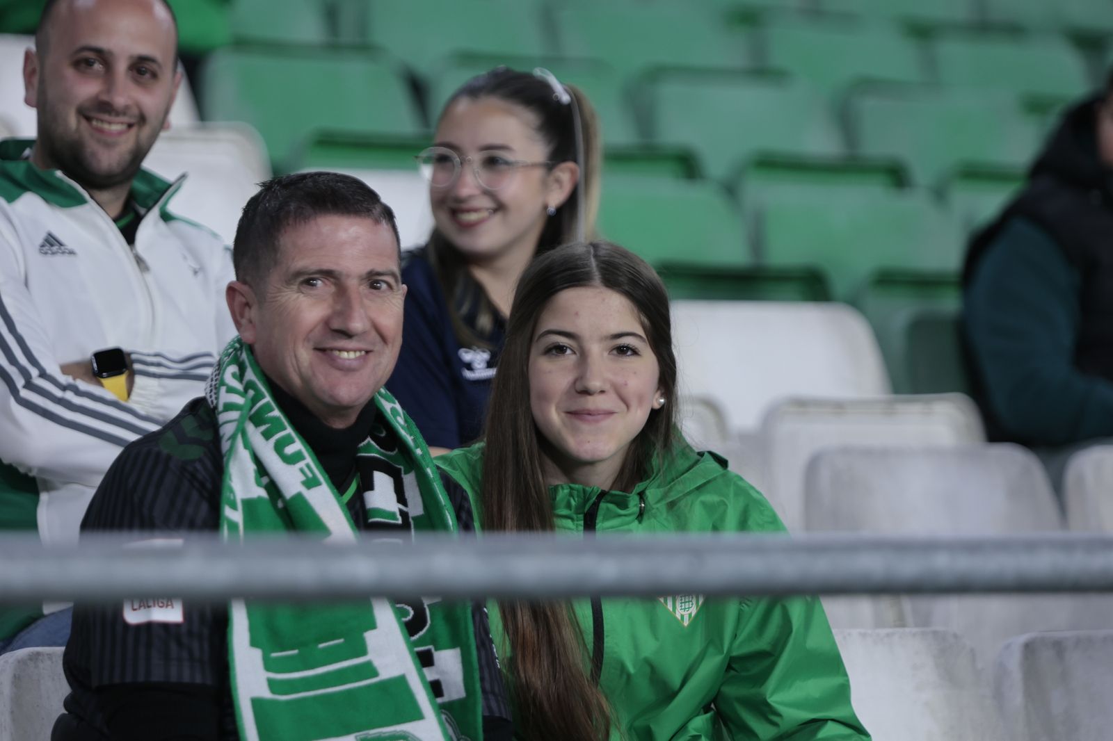 Búscate en las gradas del Villamarín