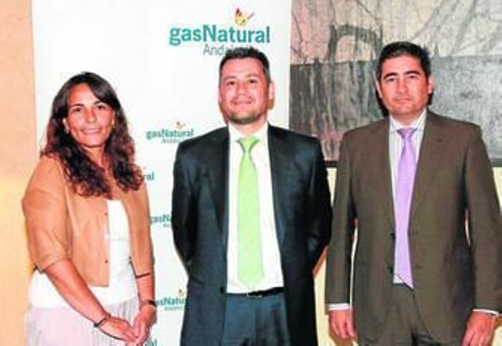 Mariana García, Raúl Suárez y Francisco Torres, ayer, en el hotel NH Victoria.