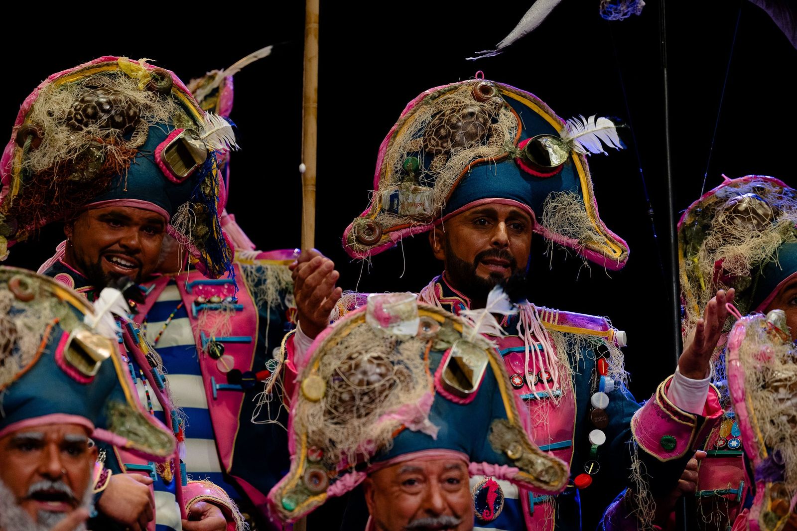 Búscate entre las mejores imágenes de la sexta sesión de cuartos de final del COAC 2026