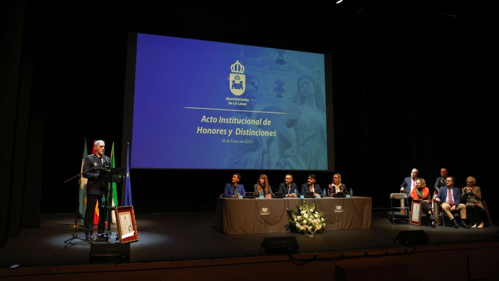 Rafael Aradas, durante su alocución Rafael Aradas, durante su alocución