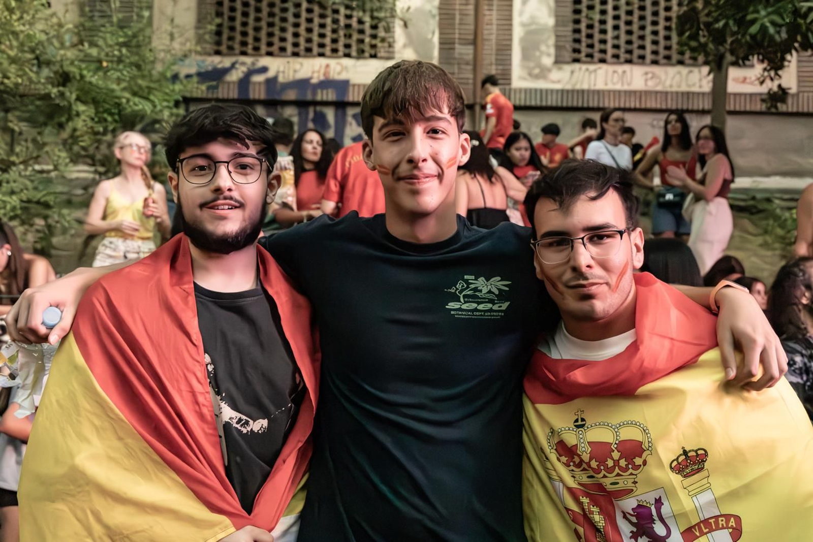 La euforia jiennense por la victoria de España, imágenes