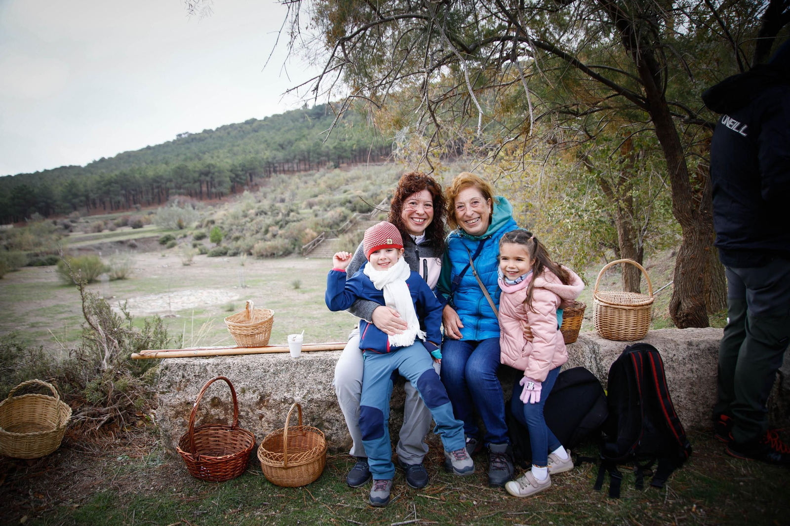 La ruta recolectora de setas en Abla por las XIX Jornadas Micológicas, en imágenes