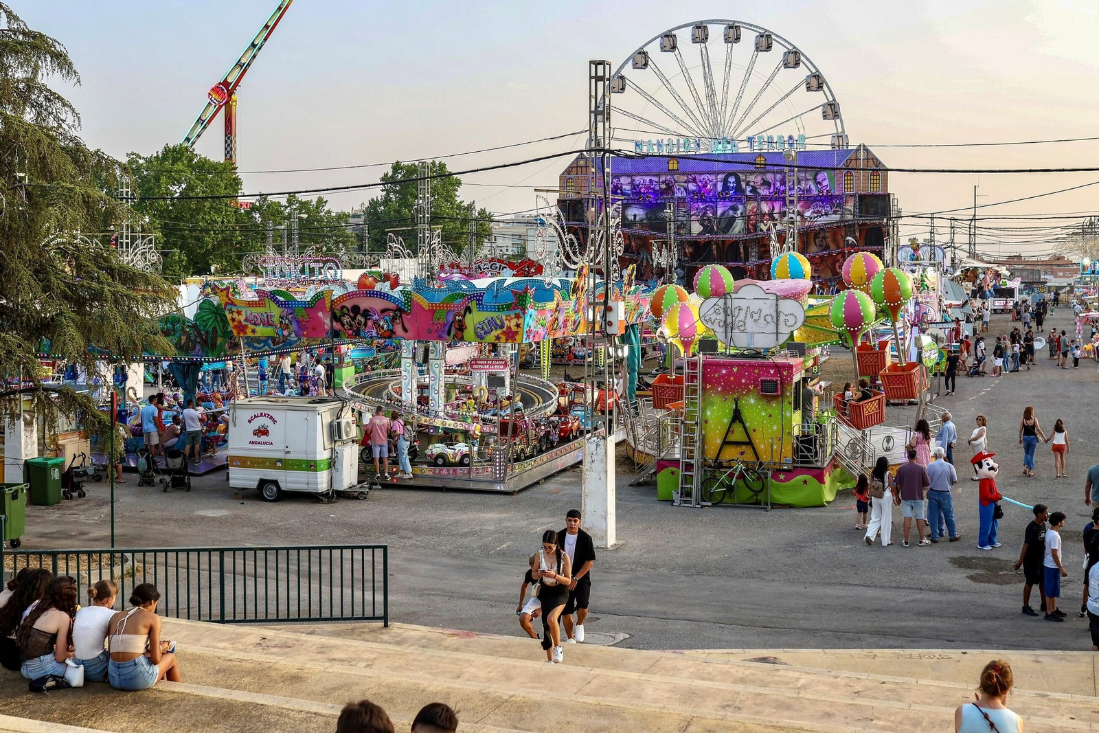 Imágenes de las primeras horas de la Feria del Corpus 2025
