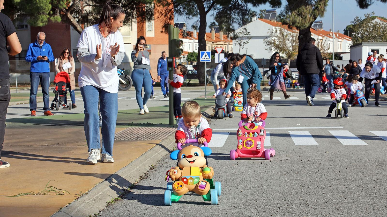 Carrera infantil a beneficio del pequeño Martín