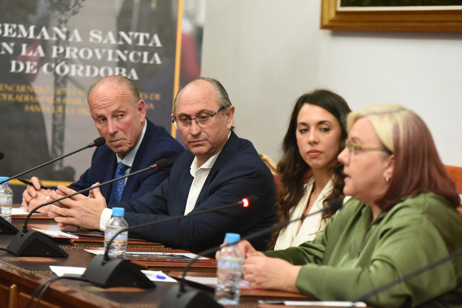 El II Encuentro Provincial Cofrade de 'el Día de Córdoba', en imágenes