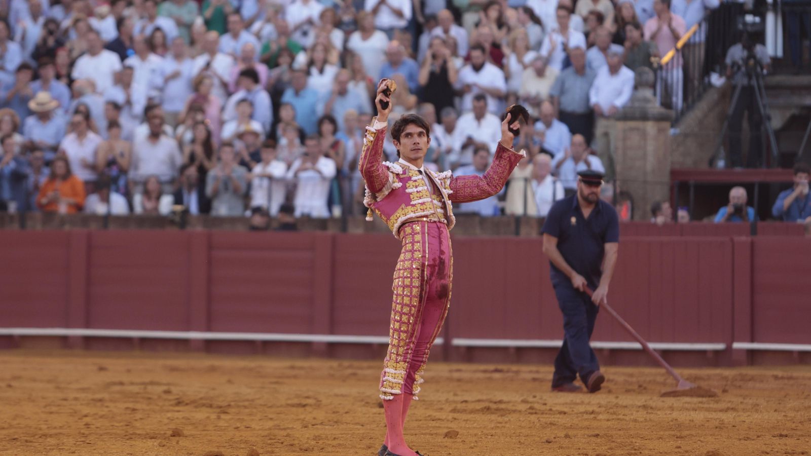 El triunfo de Castella en imágenes El triunfo de Castella en imágenes