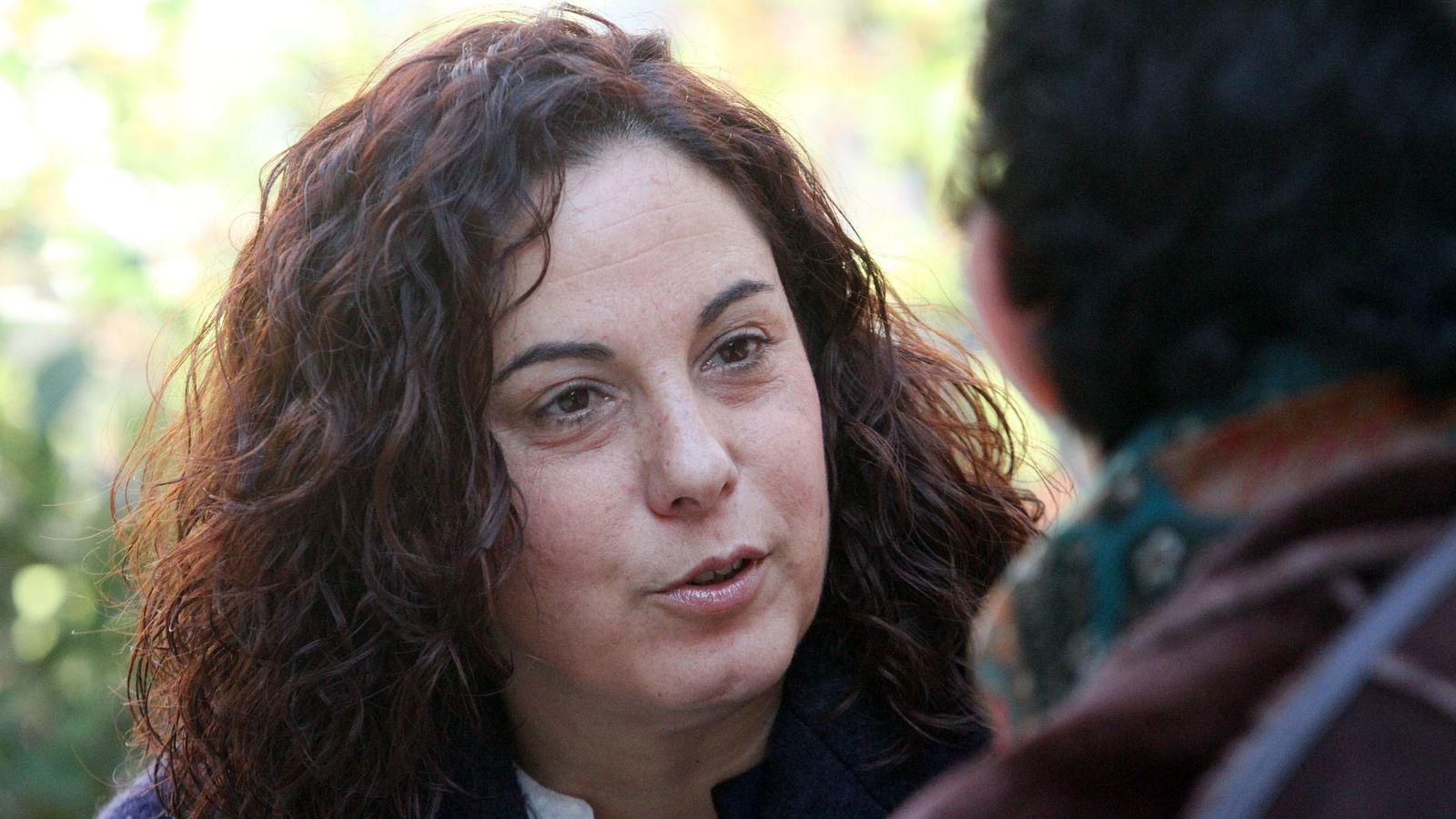 La madre del menor durante su charla. La madre del menor durante su charla.