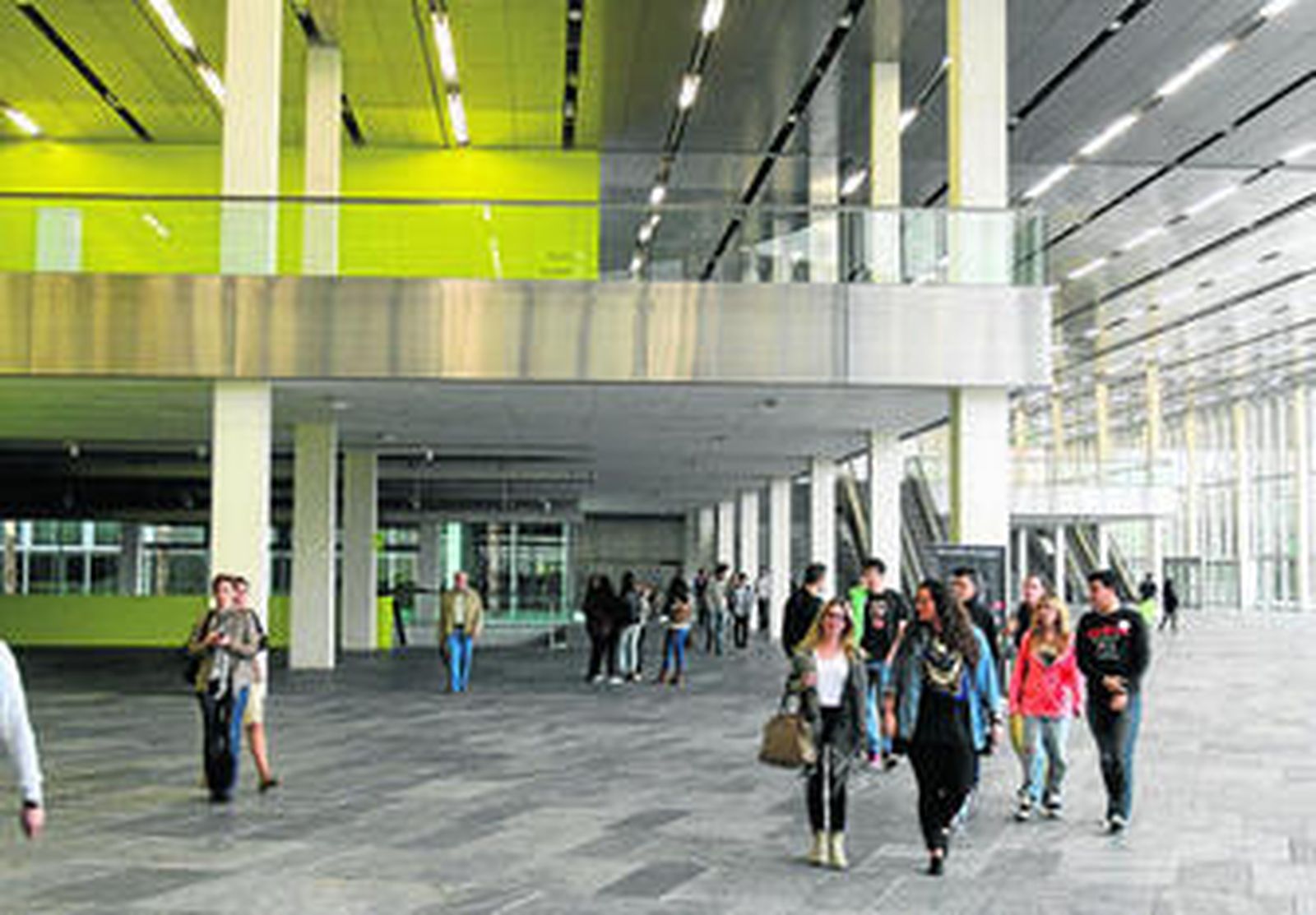 Interior de la zona ampliada en el nuevo Fibes, donde se ubicarían algunas barras para atender al público durante conciertos y otros espectáculos.