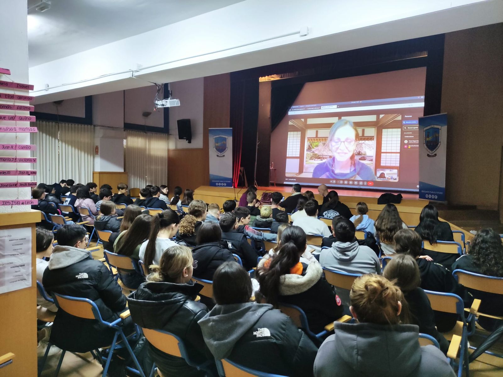 Videoconferencia con Nevenka Fernández en el IES Isla de León de San Fernando