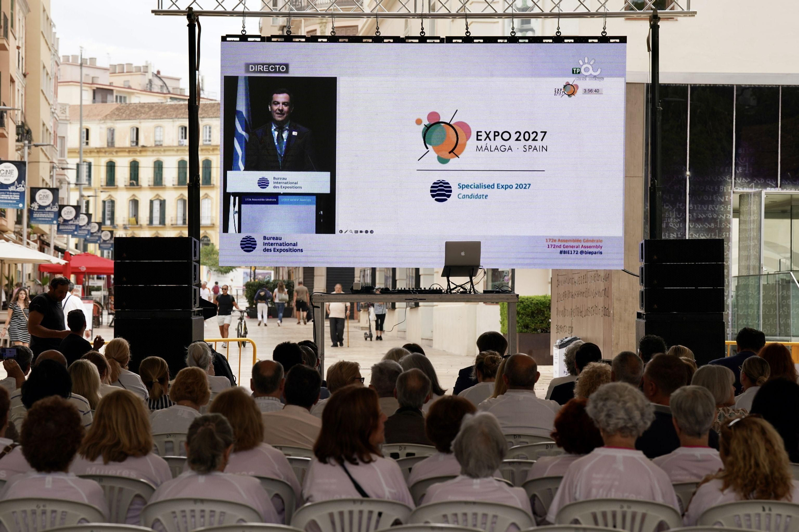 Málaga se queda sin Expo: la decepción en calle Alcazabilla
