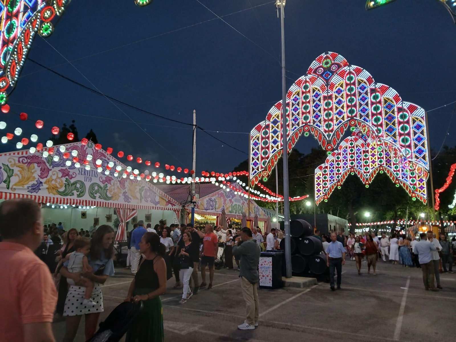Búscate en las imágenes del sábado de Feria en San Fernando