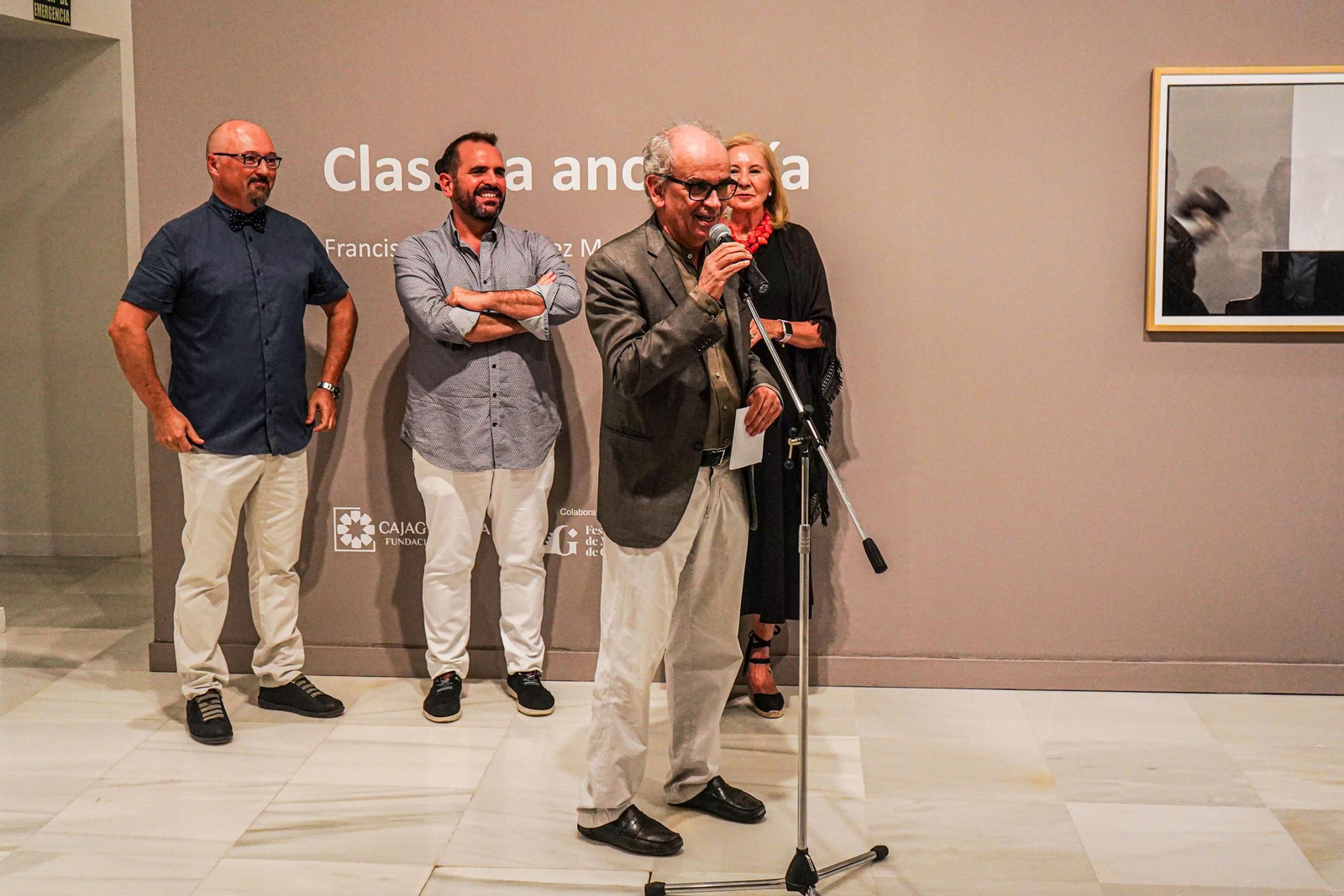 Todas las imágenes de la nueva exposición Classica anomalía en Granada