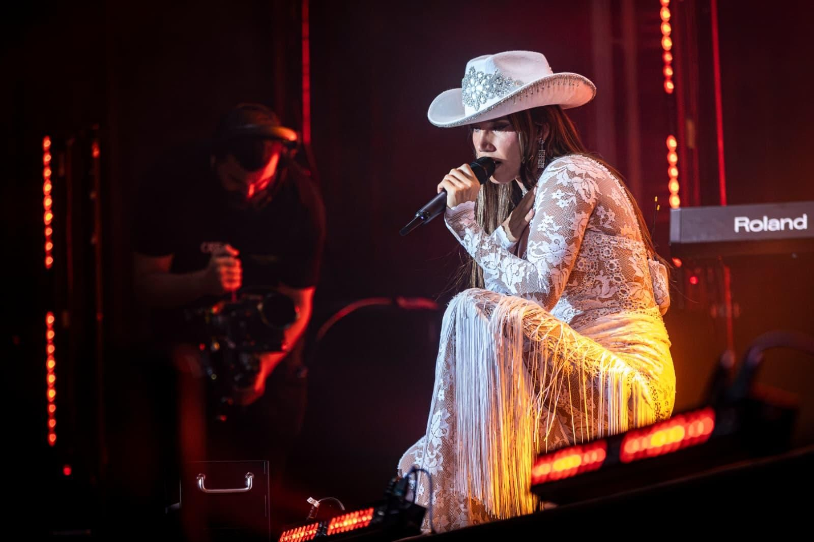 India Martínez, en Bahía Sound, en San Fernando