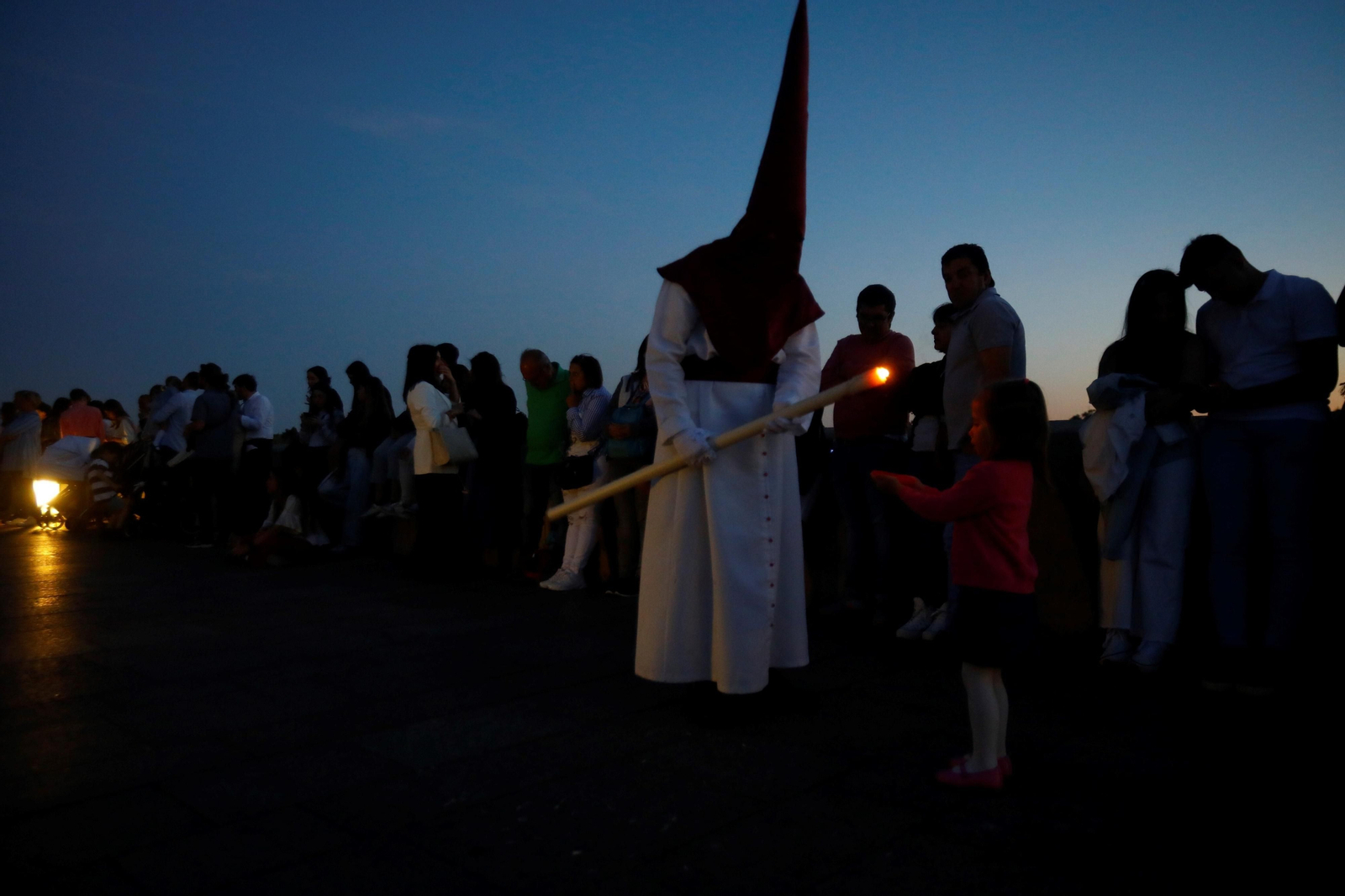 Viernes Santo en Córdoba: la procesión del Descendimiento, en imágenes