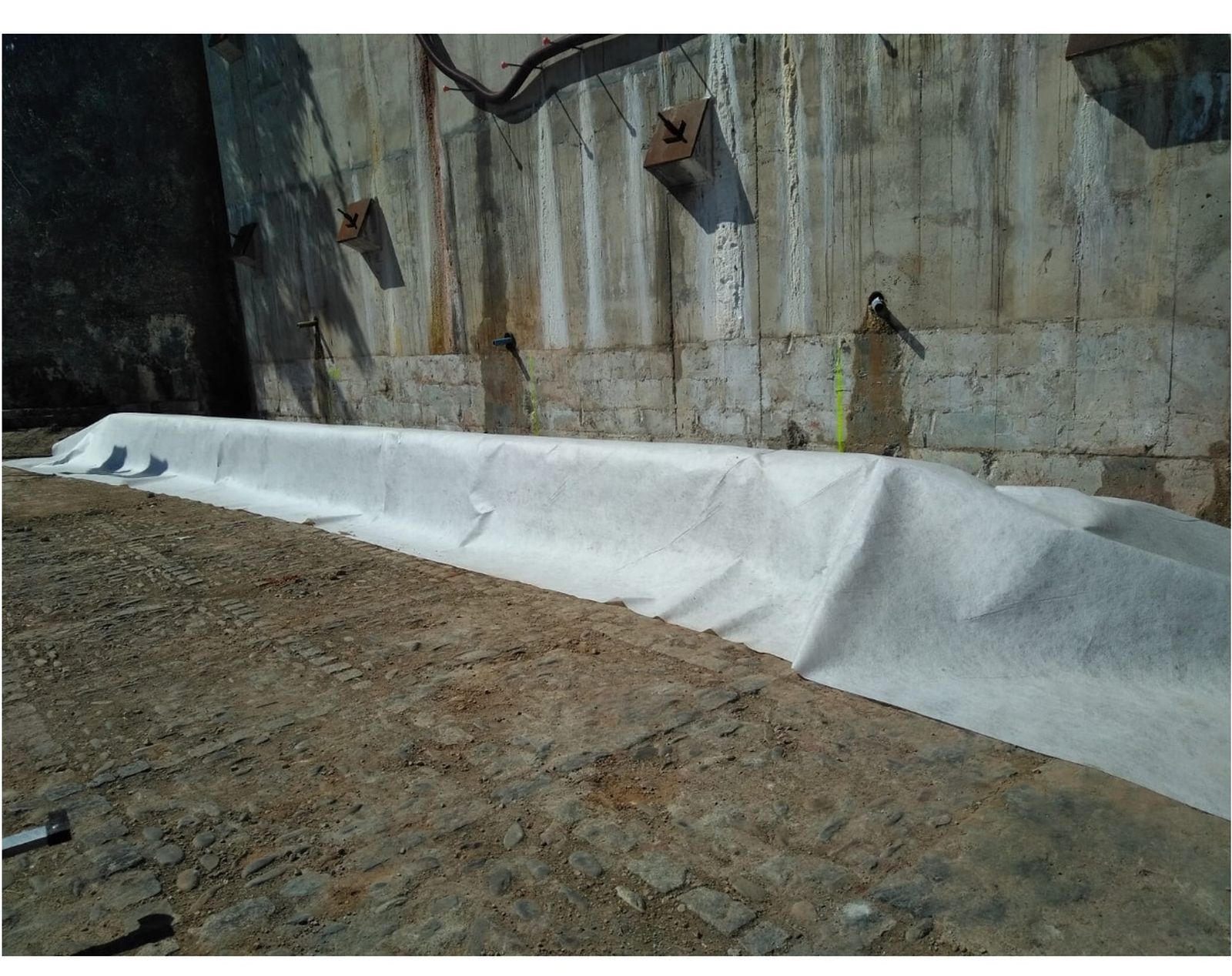 Aspecto que presenta en estos momentos el abrevadero del Pilar de las Herrerías.