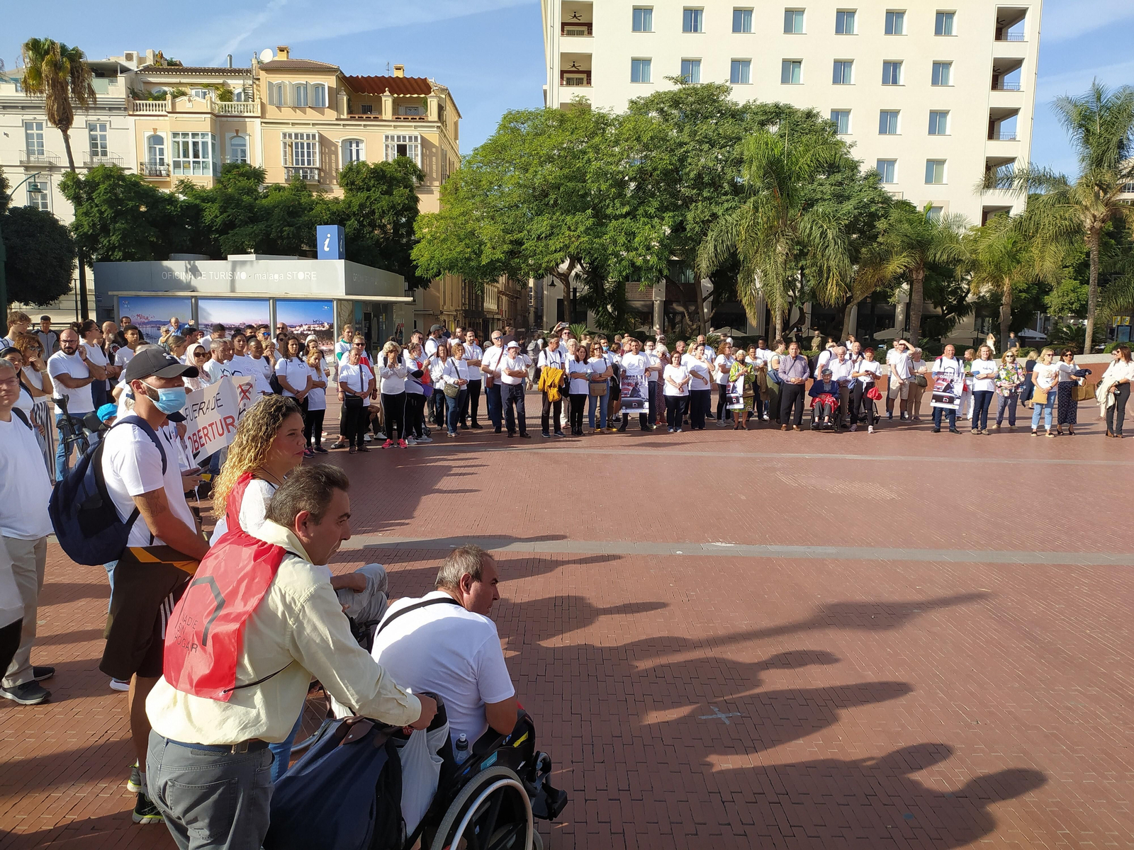 Acto celebrado en la Plaza de la Marina con motivo del Día de las Personas Sin Hogar, que tendrá lugar el próximo domingo 30 de octubre.