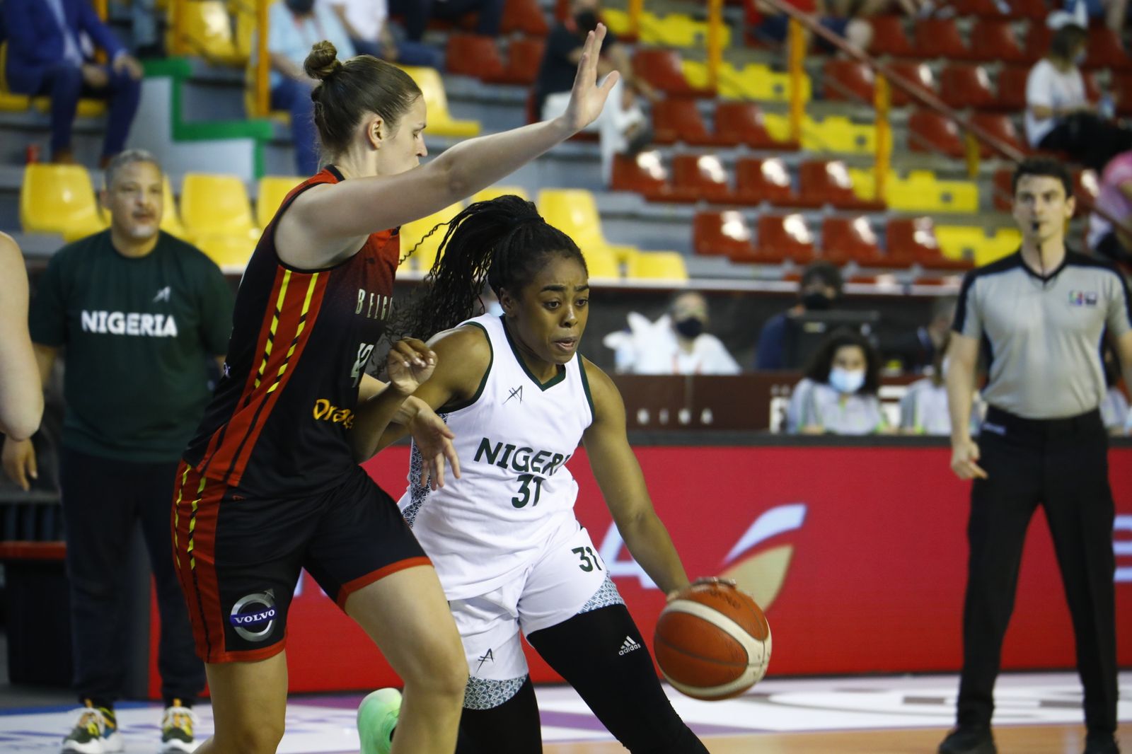 Las imágenes del triunfo de Bélgica sobre Nigeria en Córdoba