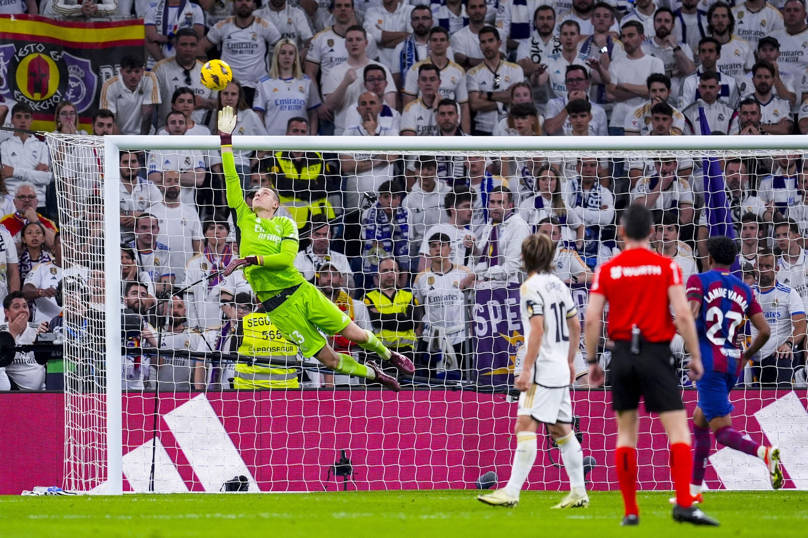 Las mejores fotos del Real Madrid - Barcelona