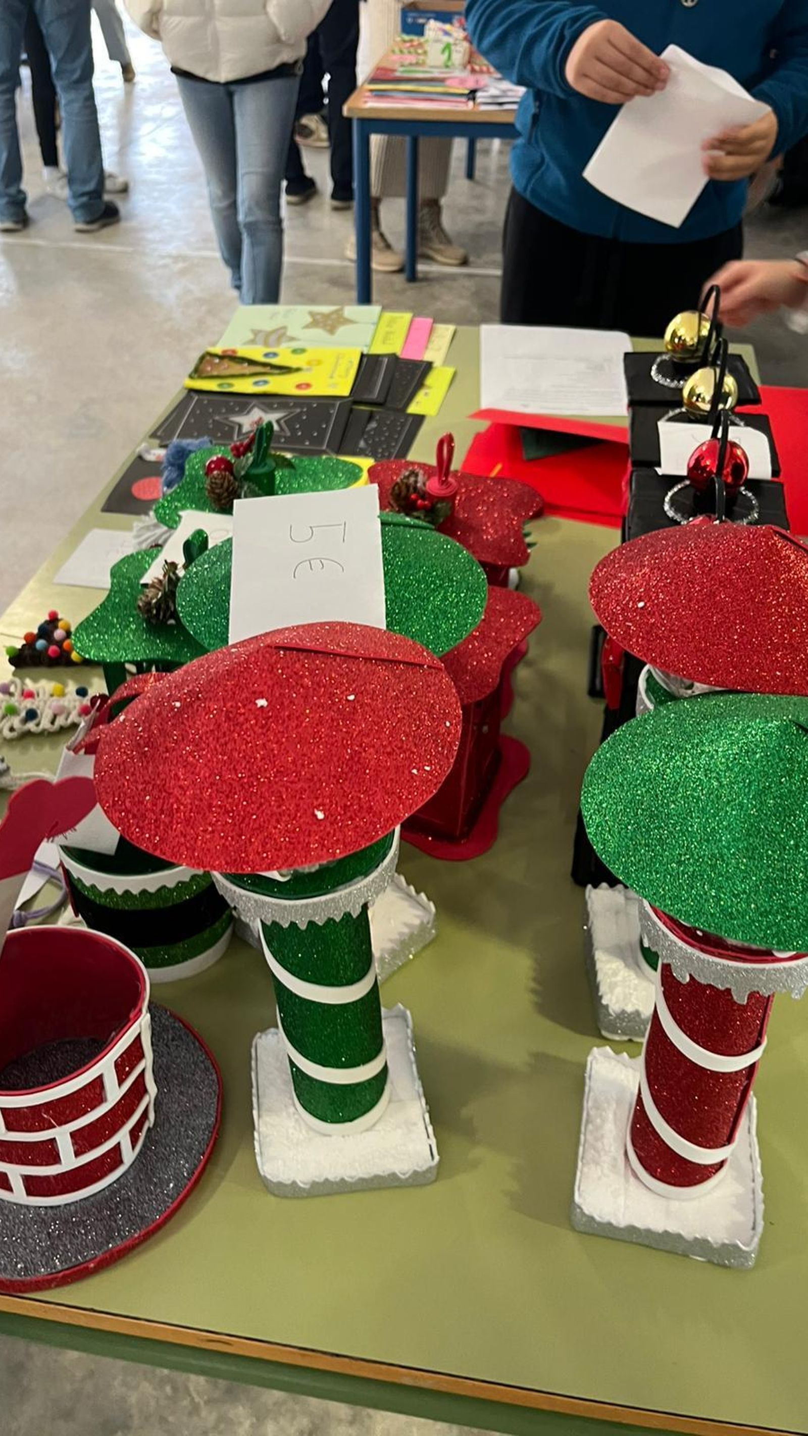 Manualidades realizadas por los alumnos.