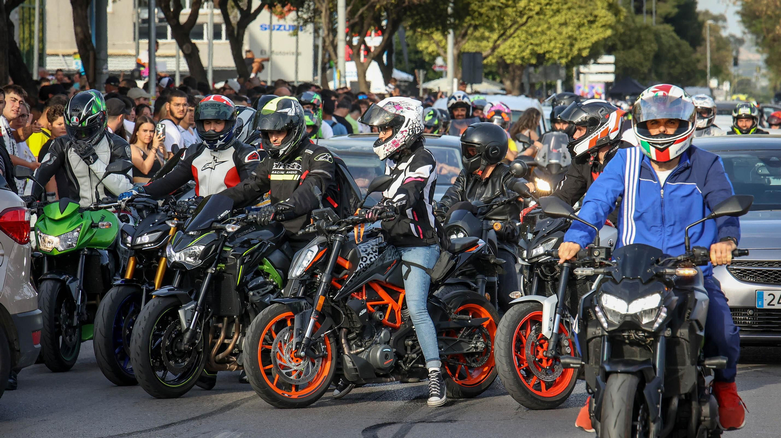 La gran fiesta motera inunda Jerez