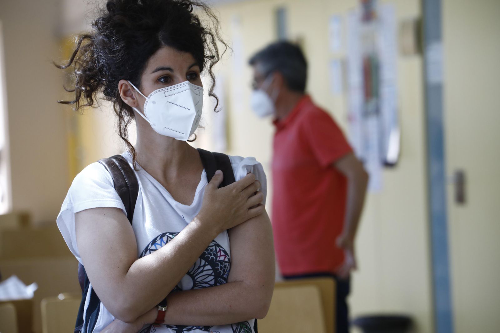 La vacunación del profesorado contra el coronavirus, en imágenes