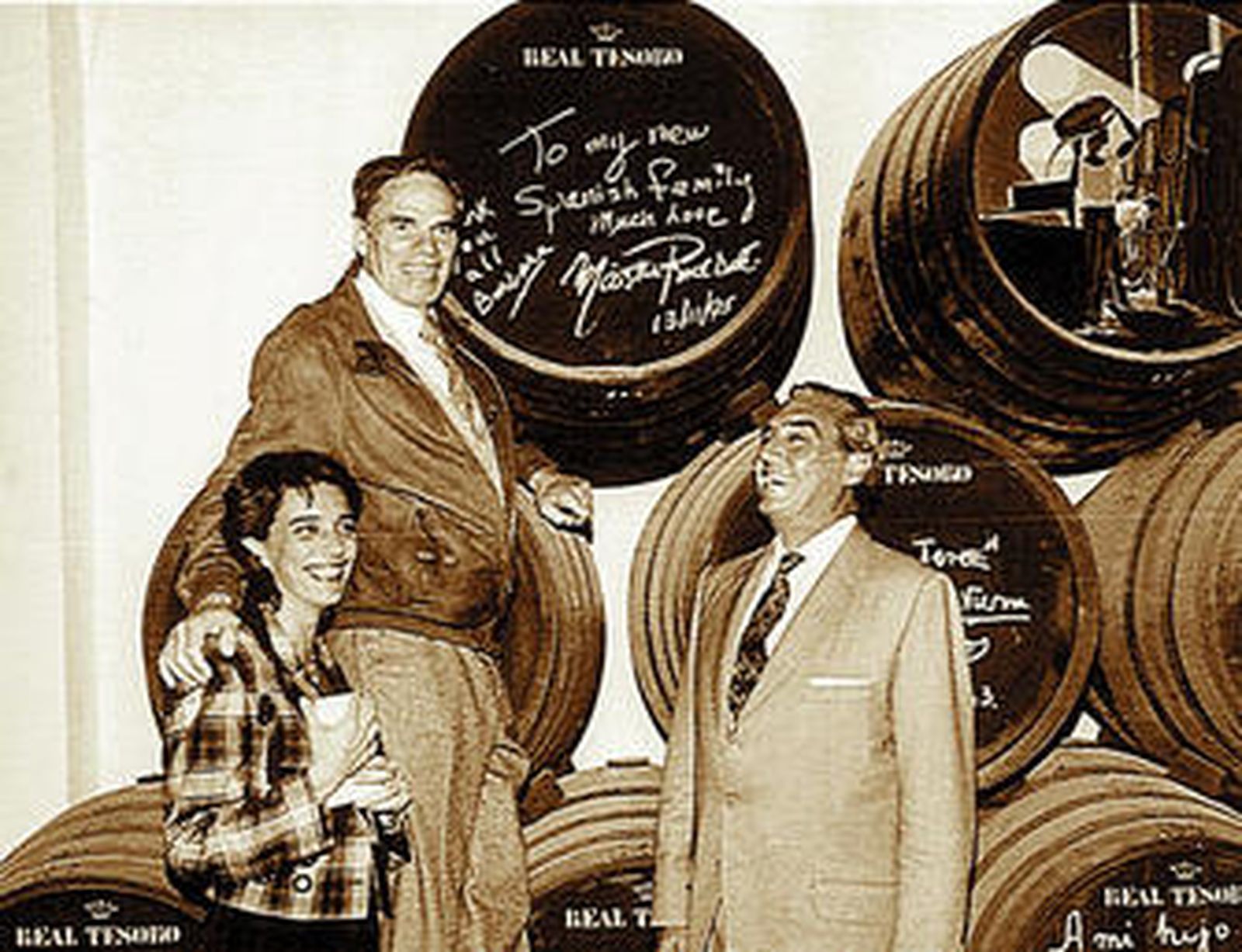 Imagen mítica de 1997: el Premio Nobel Martin Rodall avala el denominado 'método Estévez'.