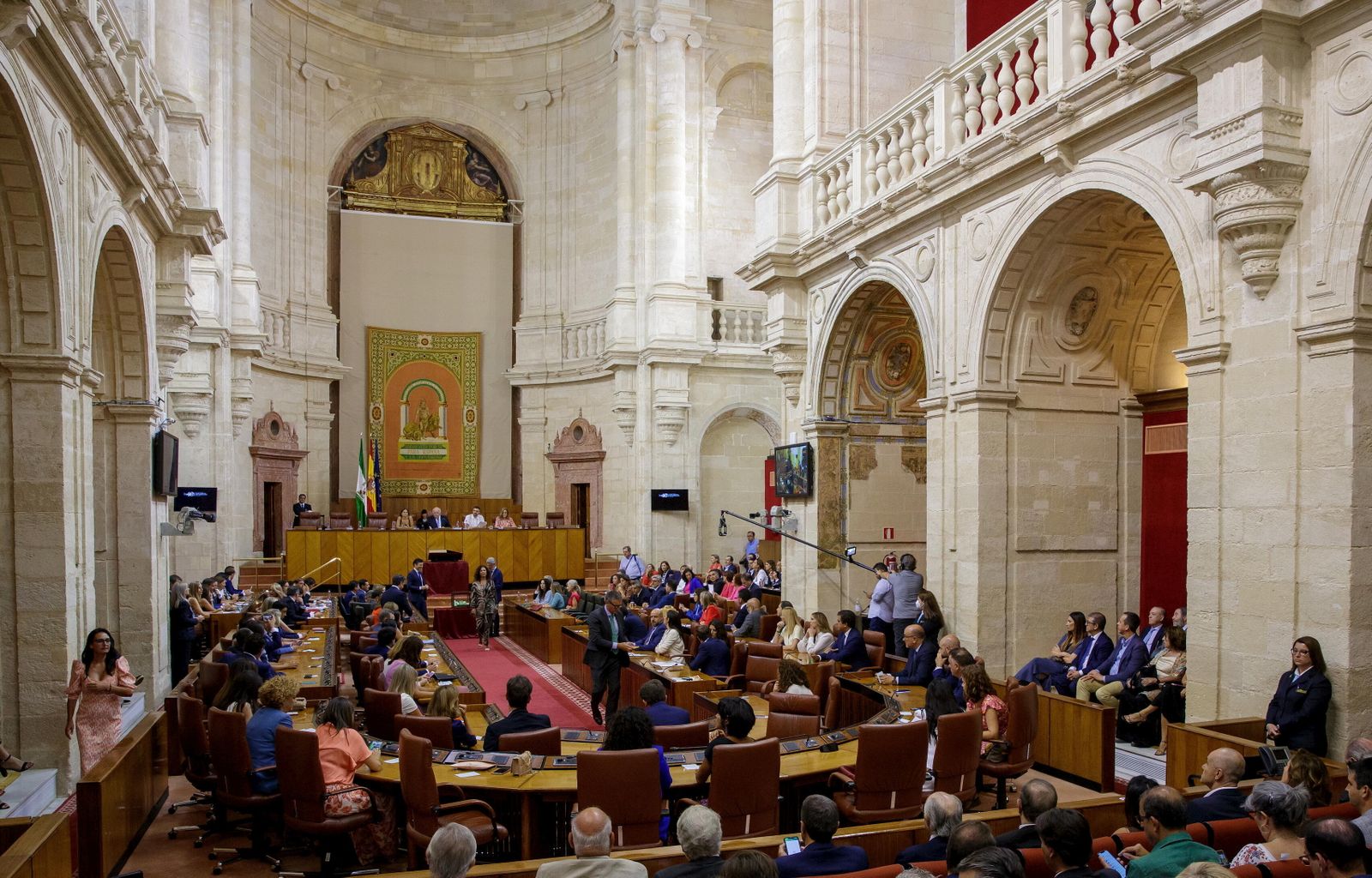 El pleno del Parlamento Andaluz durante la sesión constitutiva.