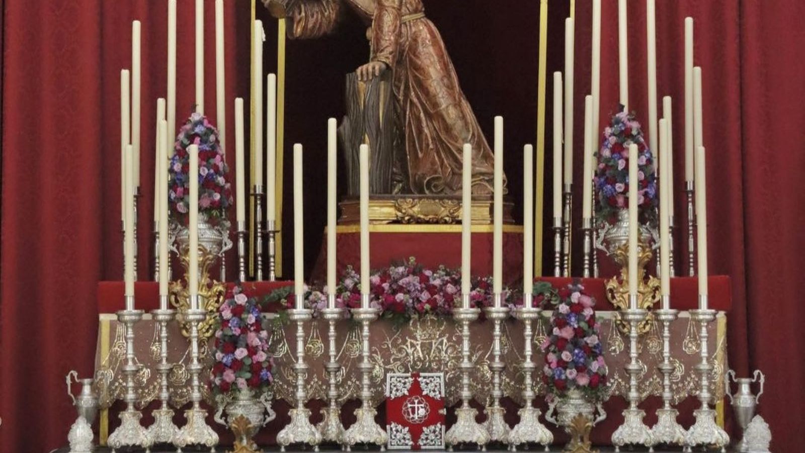 Fotogalería: Altar de Cultos Santísimo Cristo del Trabajo 2025