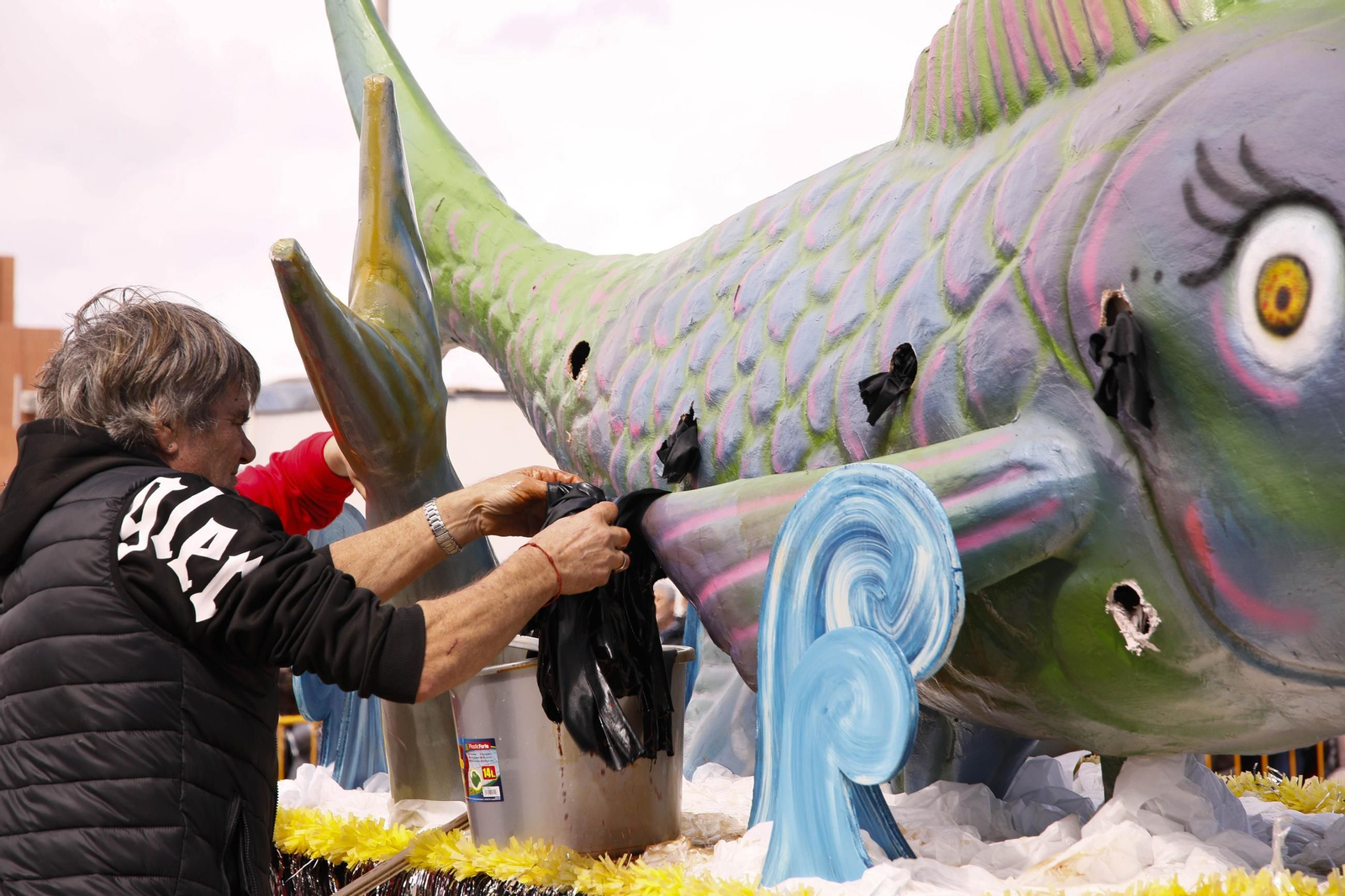 Las imágenes del entierro de la sardina en Almería