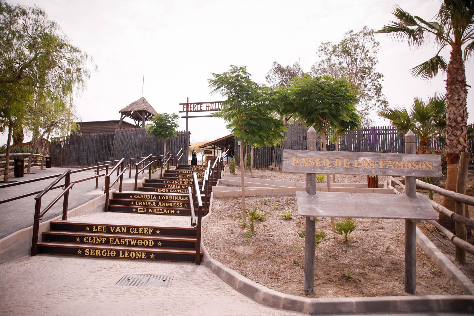 Imágenes del museo a los grandes empresarios y familias históricas de Almería