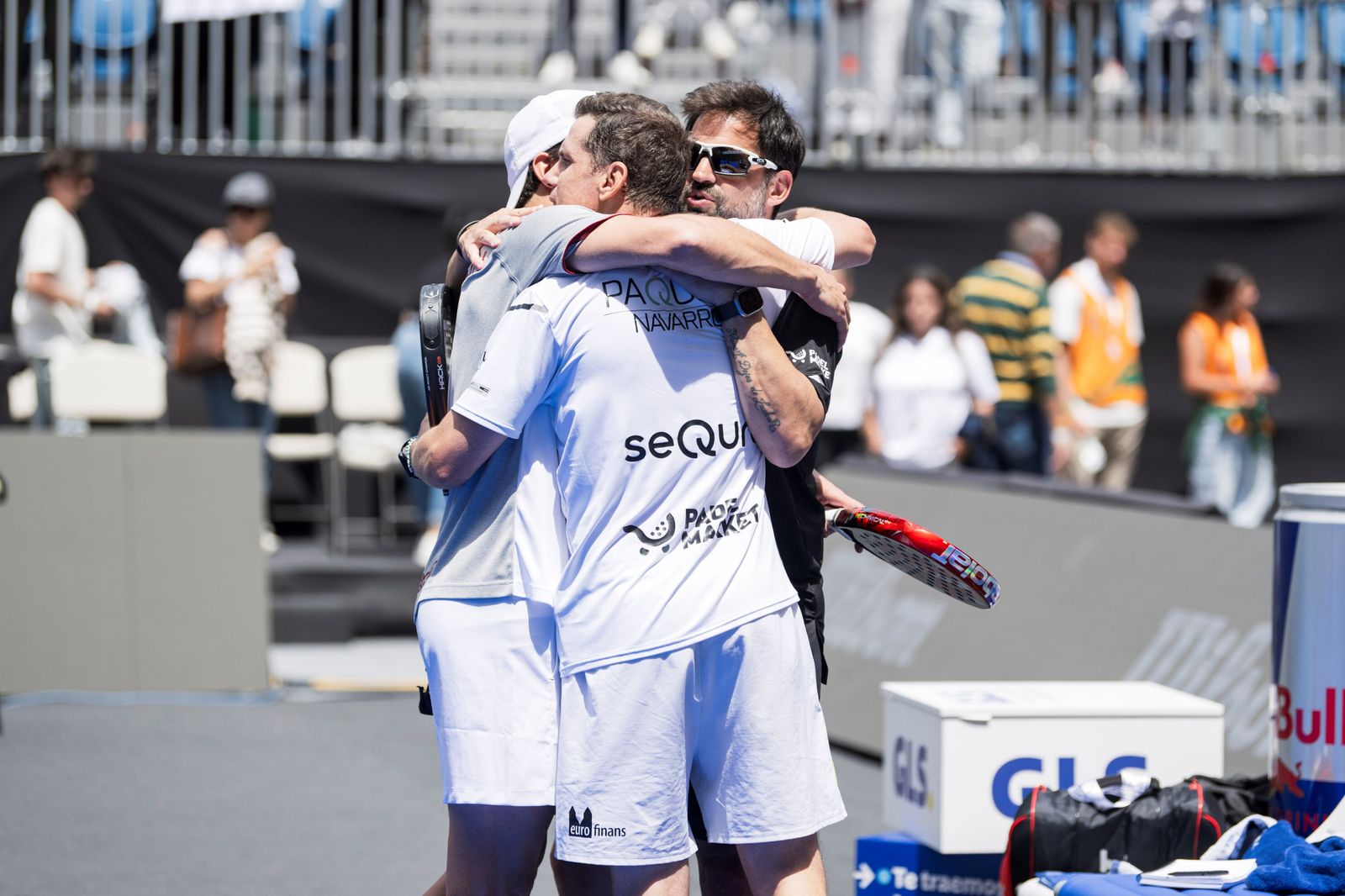 Las mejores fotos de la tercera jornada de pádel en el Estadio de la Cartuja