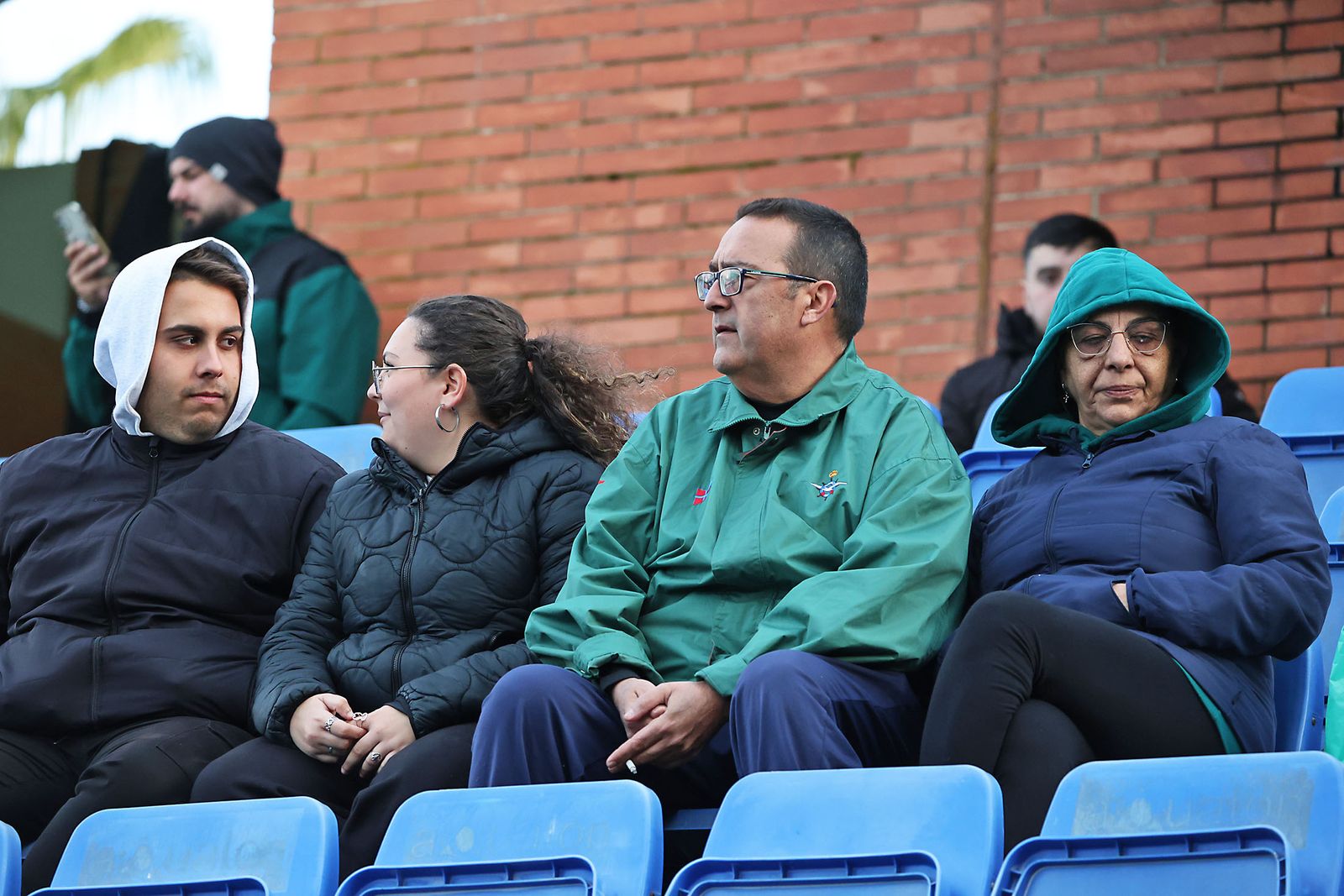 Búscate en las gradas del Nuevo Colombino en el Recreativo de Huelva-Atlético Sanluqueño