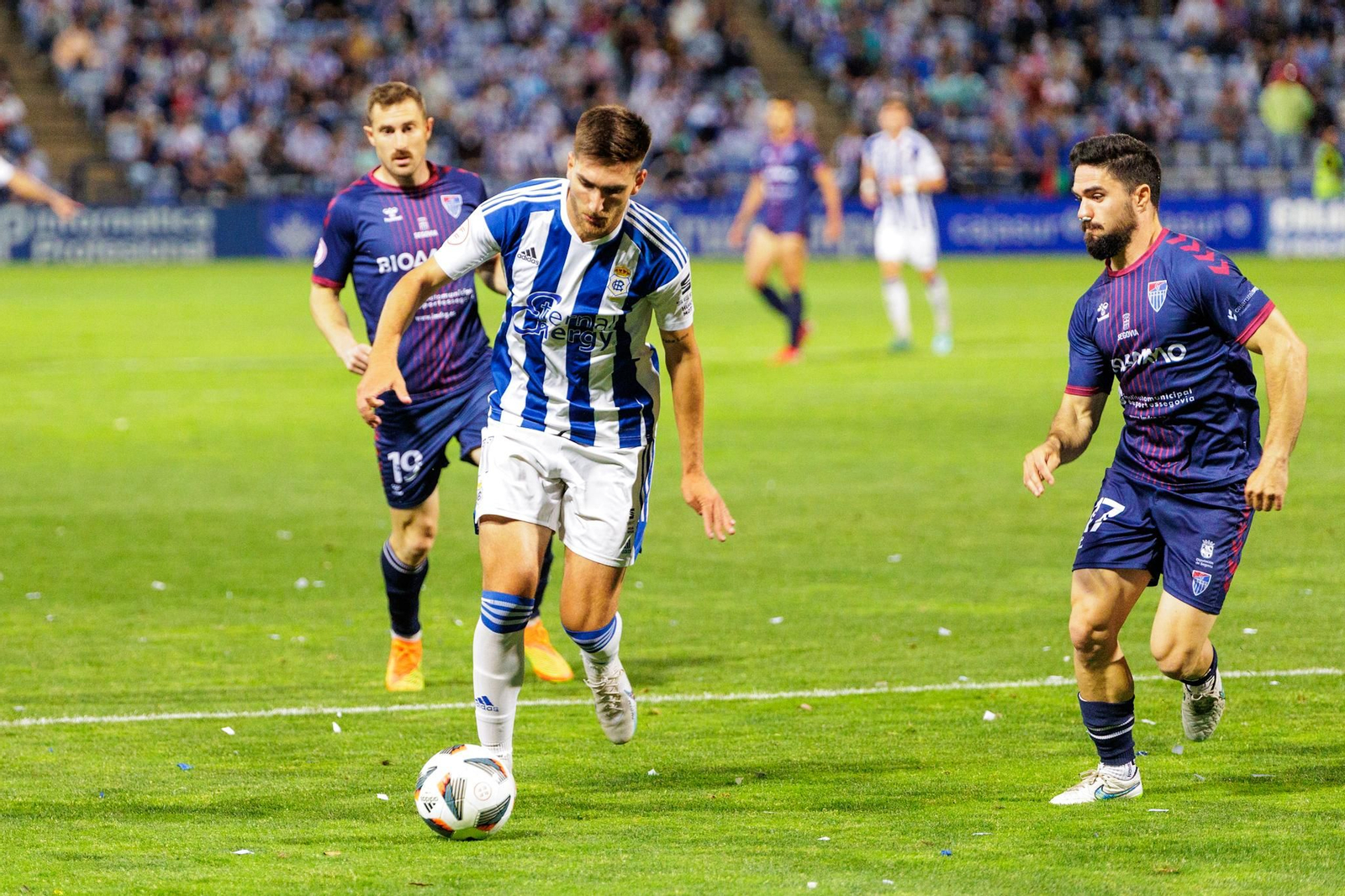 Imágenes del partido entre el Recre y la Segoviana