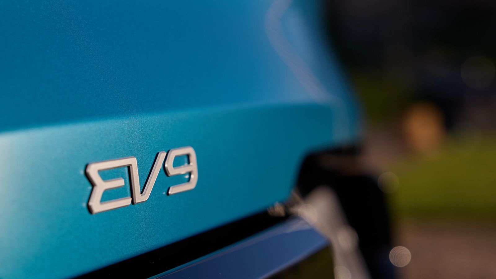 Por ahora, el EV9 sólo se venderá en versión GT-Line con doble motor y tracción total.