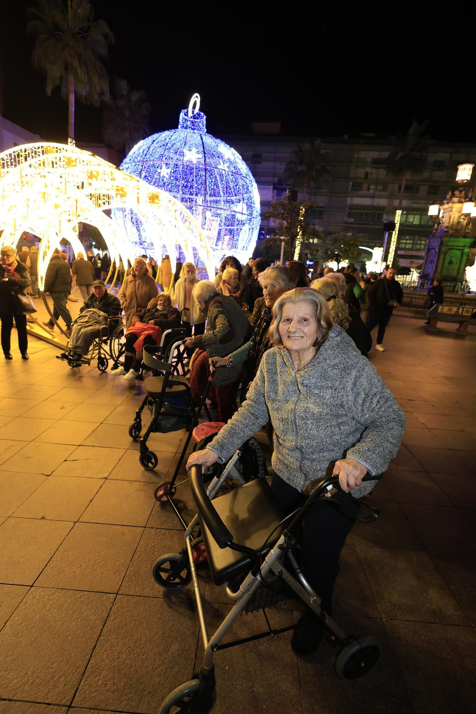 Las fotos del Paseo de la ilusión a los mayores de Algeciras