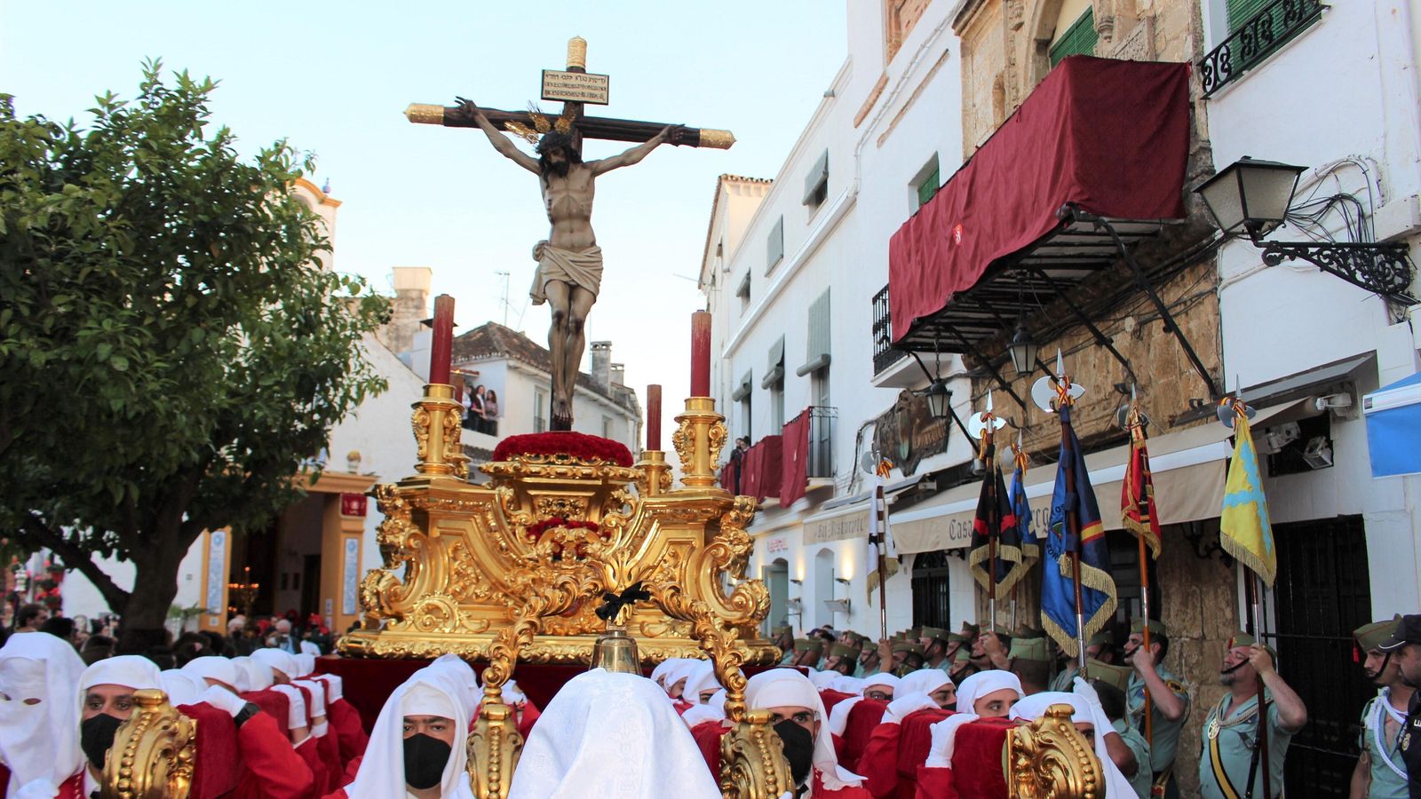 El trono del Cristo del Amor, en Marbella.