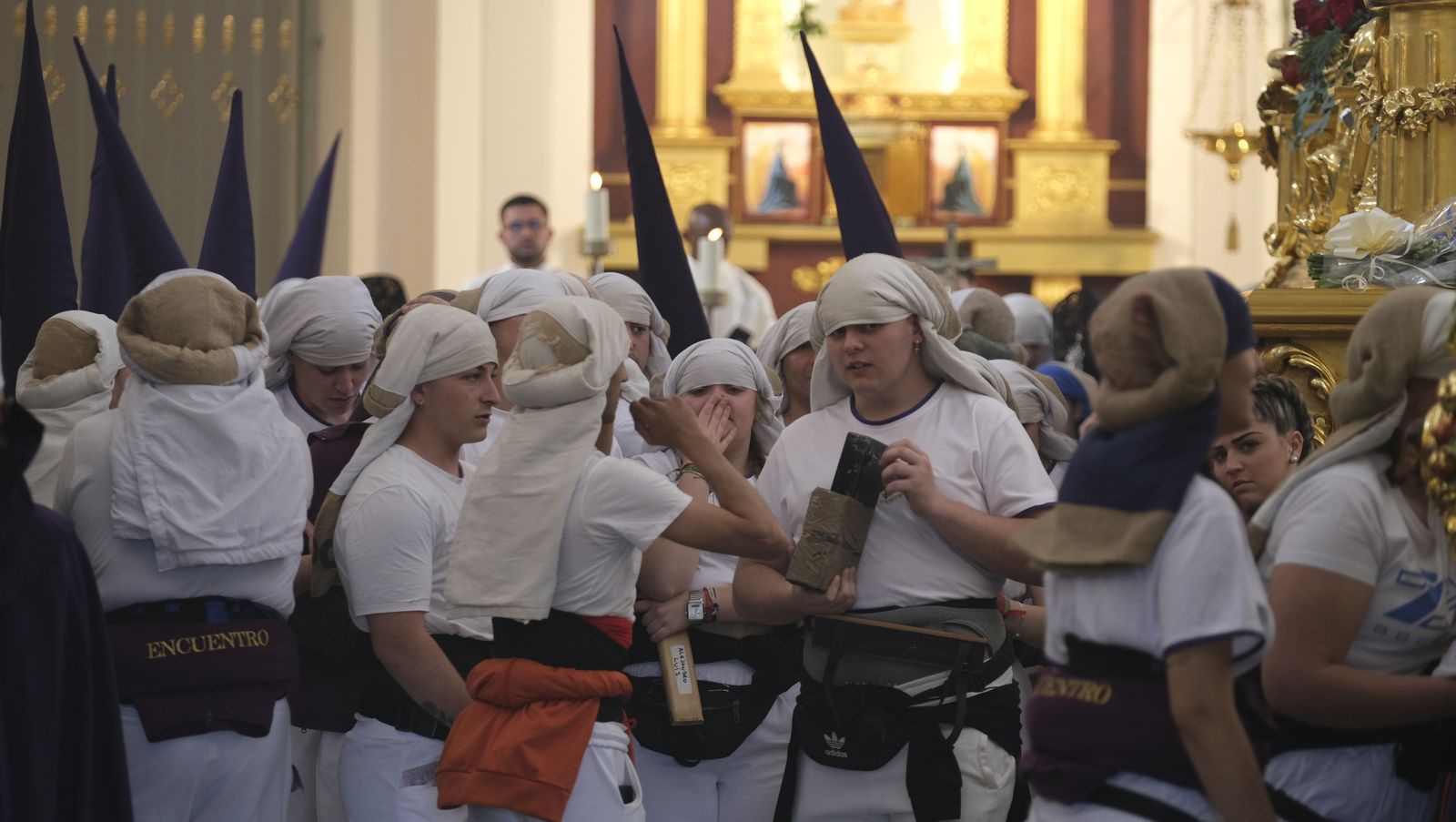 La procesión del Encuentro por las calles de Almería, en imágenes