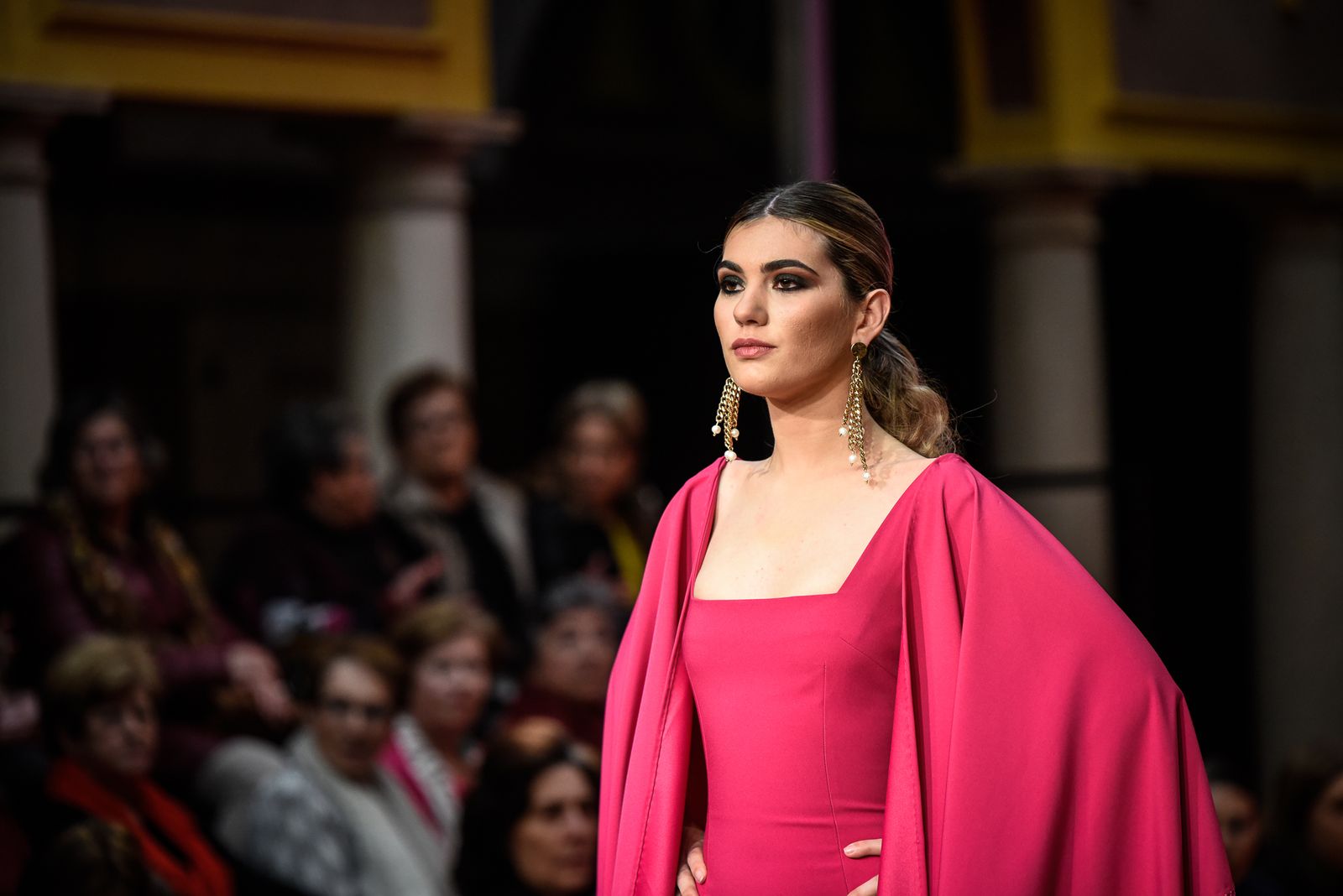 Imágenes de la inauguración de la Pasarela Flamenca en el patio del Ayuntamiento