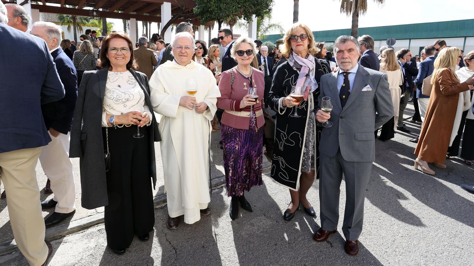 II Almuerzo Solidario de la Guardia Romana de la Hermandad del Transporte en Jerez